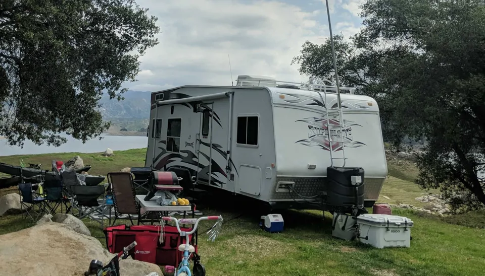 Counting stars, and campfire.  Weekend warrior à Dinuba, California