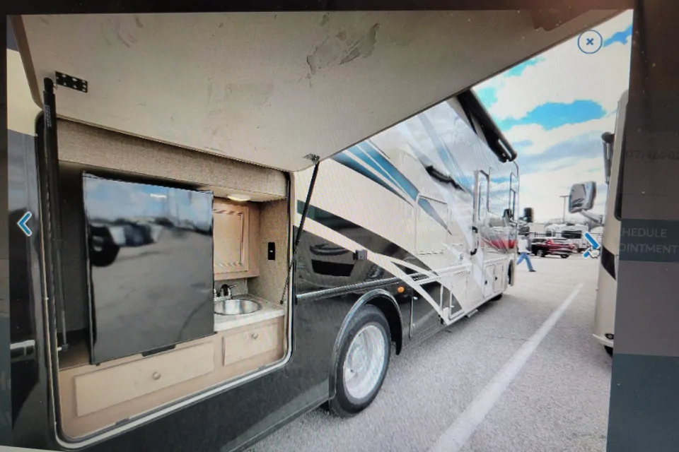 Lucky K&L RV in Brockton, Massachusetts