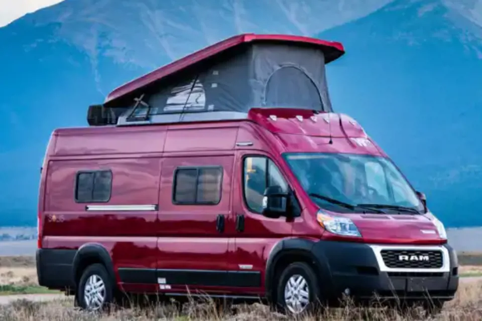 2021 Winnebago Solis