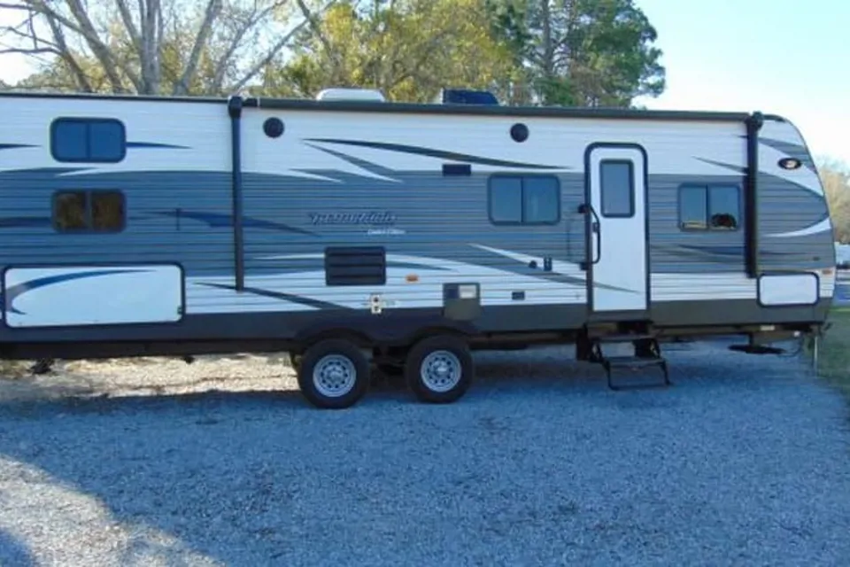 Gray Mamba-2016 Keystone Springdale Bunkhouse in Vinton, Virginia