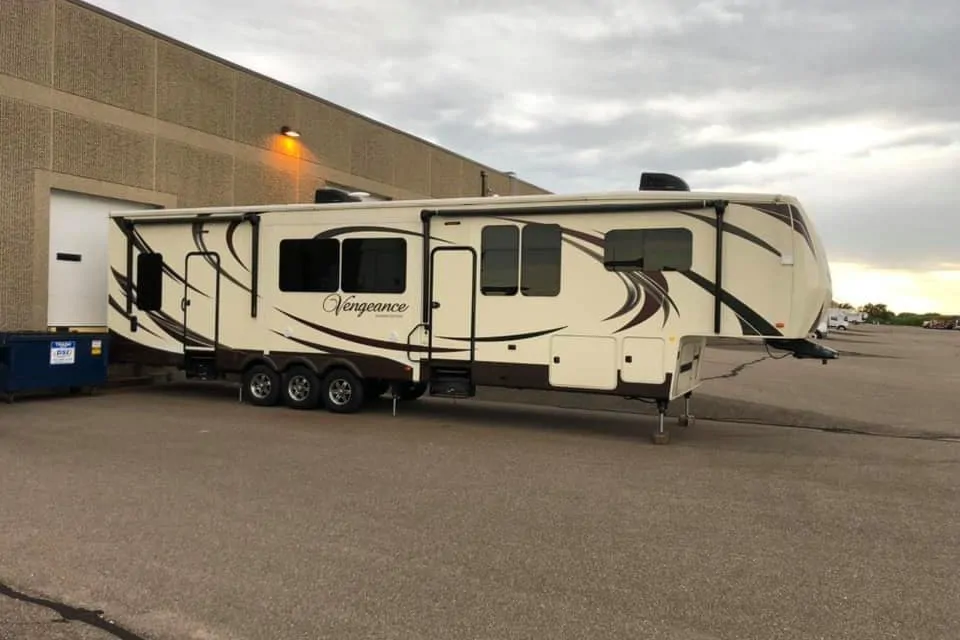 CJ's Forest River Vengeance Luxury Fifth Wheel in Portage, Ohio