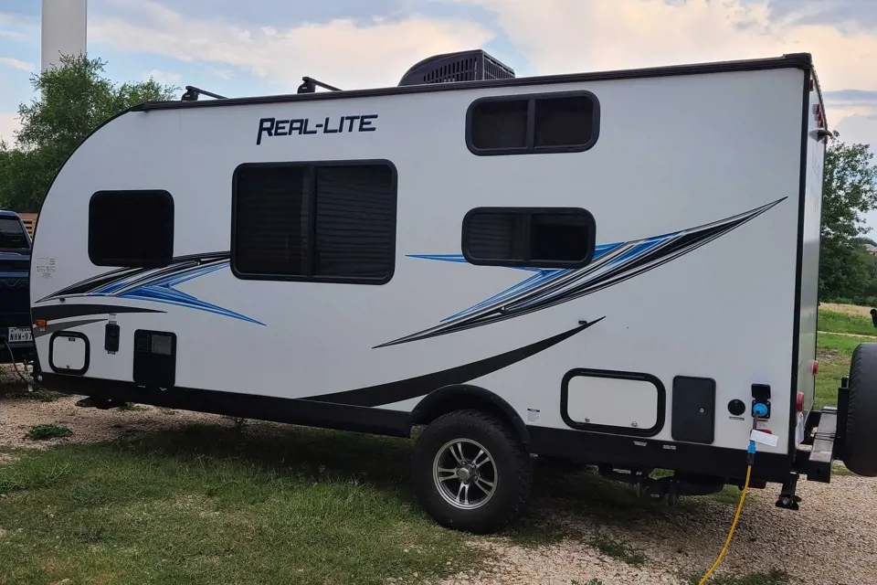 Ron's Compact Pickup OffRoad RV Trailer in Hondo, Texas