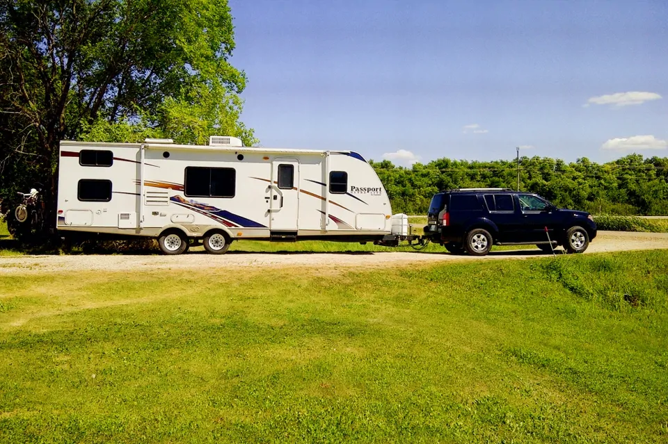 Terry and Sabrina's Keystone Passport 280BH Travel Trailer à Niverville, Manitoba