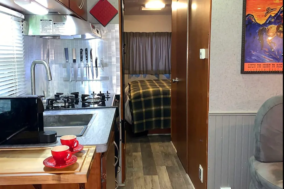 2011 Thor Motor Coach Chateau Citation in Reno, Nevada