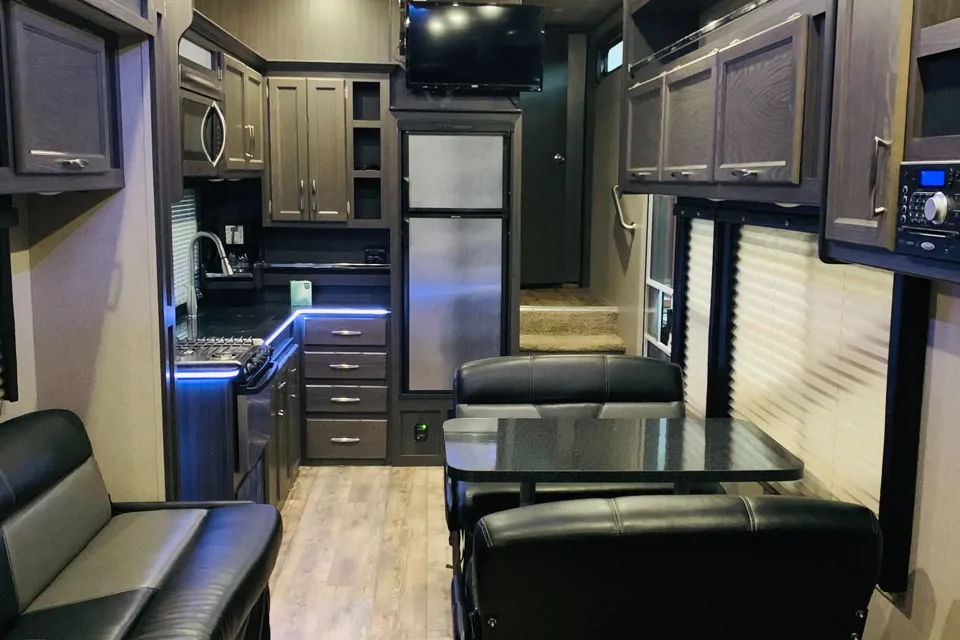 Genesis Supreme Rv 40CR Fifth Wheel Delivery in Jacksonville, Florida