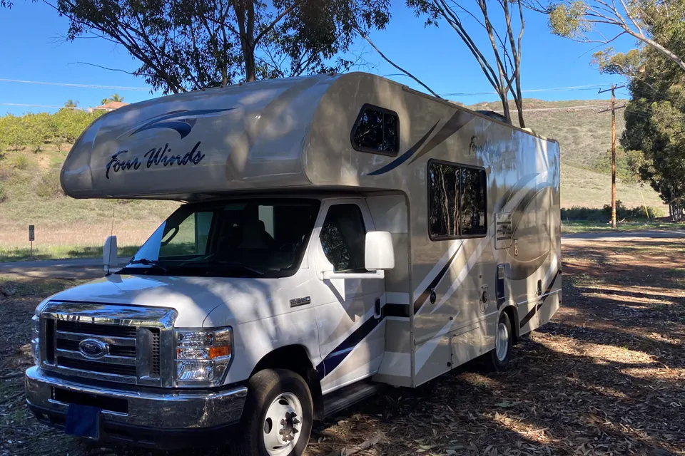 POTTSY'S FOURWINDS MOTOR COACH in Murrieta, California