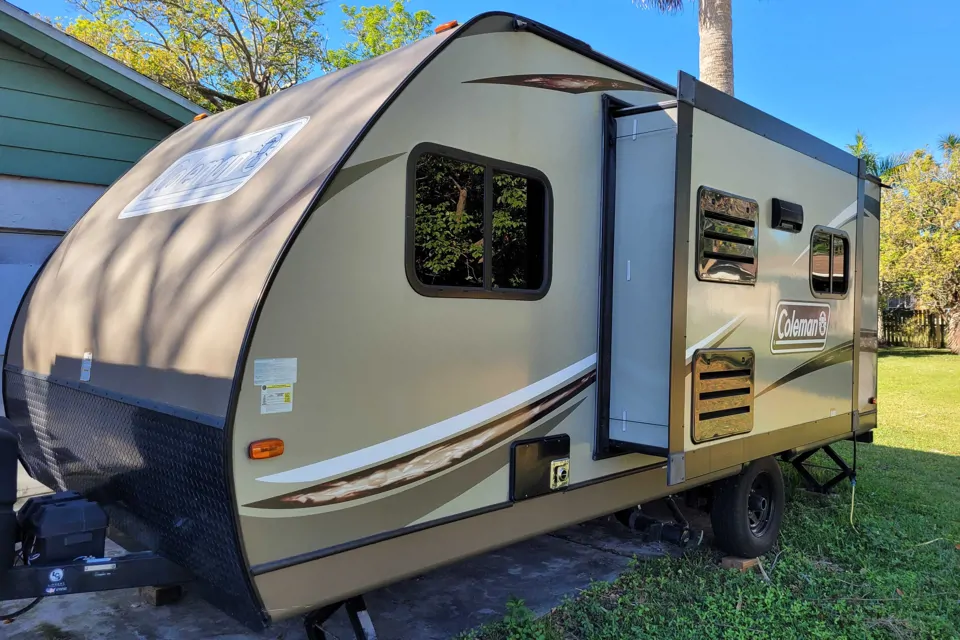 2018 Coleman Light 1755fd