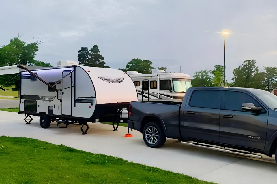 The Family Friendly Forest River 178BHSKX Platinum Travel Trailer in Harker-Heights, Texas