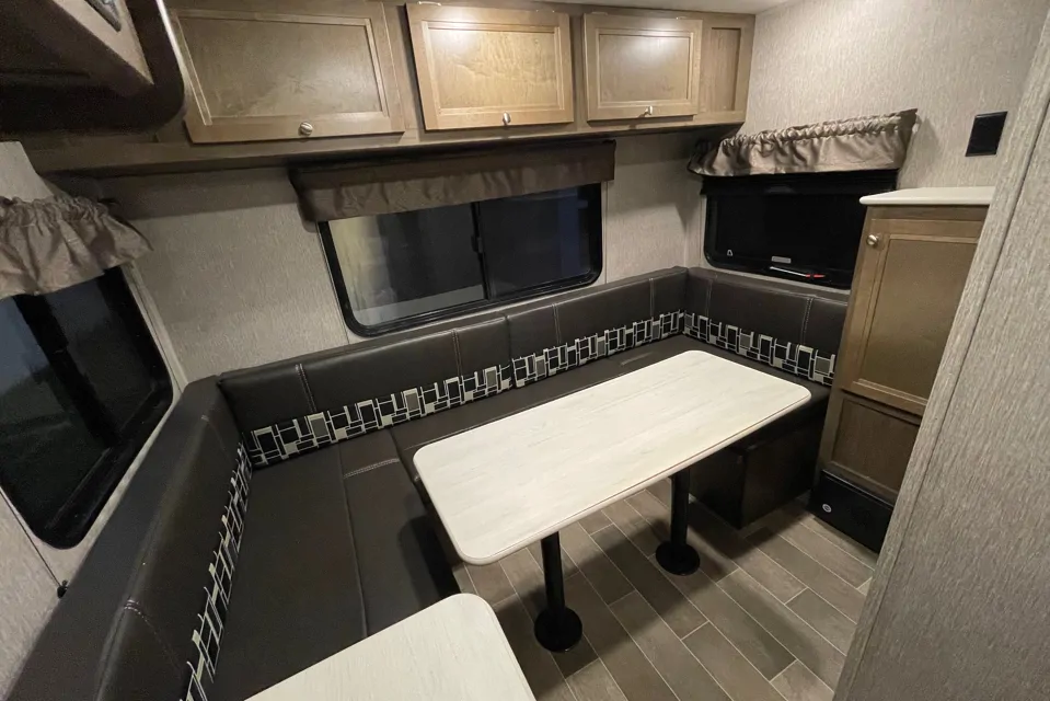 CL19 travel trailer in Davenport, Florida