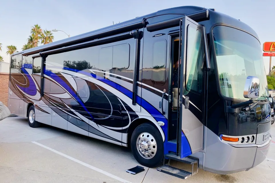 2020 Jayco Embark 39BH Class A in Castaic, California