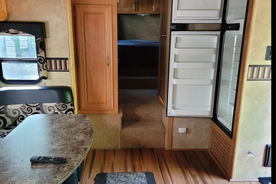 Emily's Keystone Raptor Fifth Wheel in Harpers-Ferry, West Virginia
