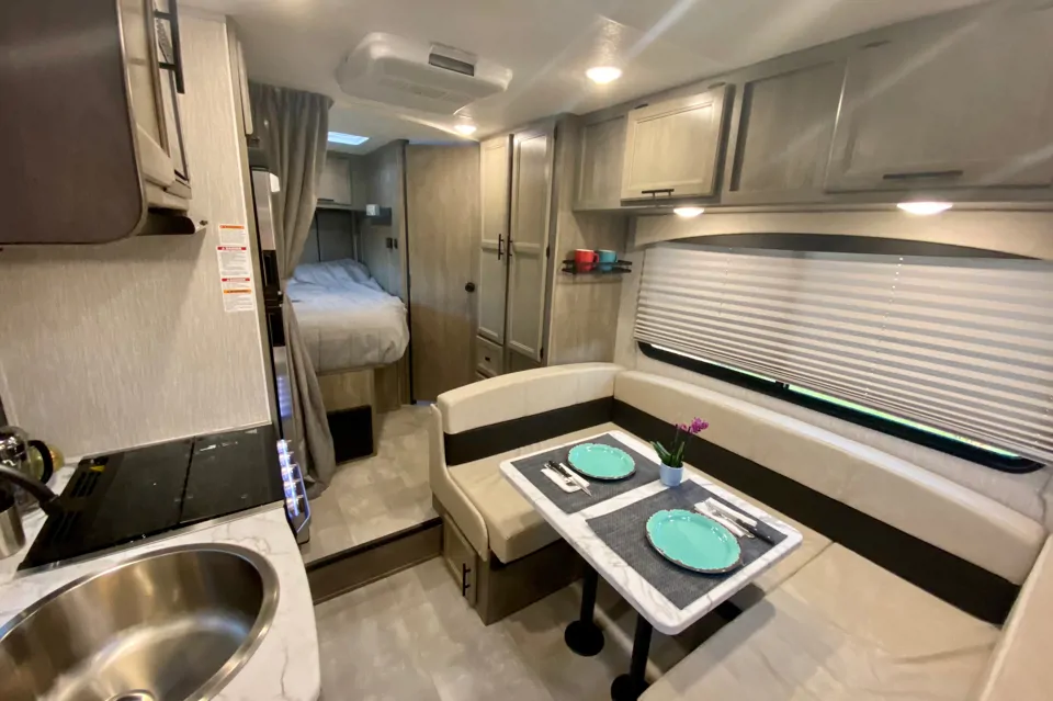 2021 Coachmen 23XG Ford V8 Class C in Gilbert, Arizona