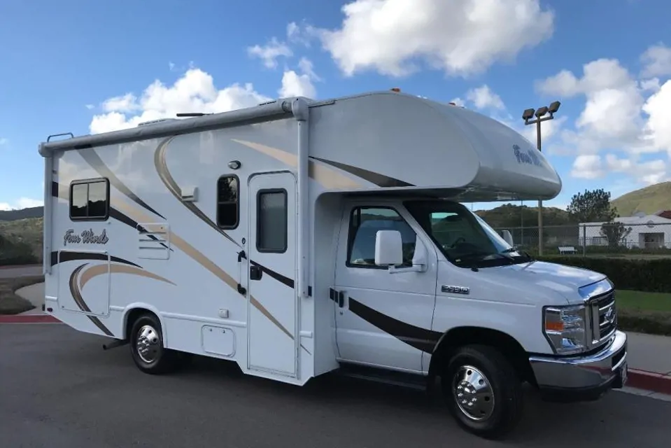 2020 Thor Motor Coach Four Winds