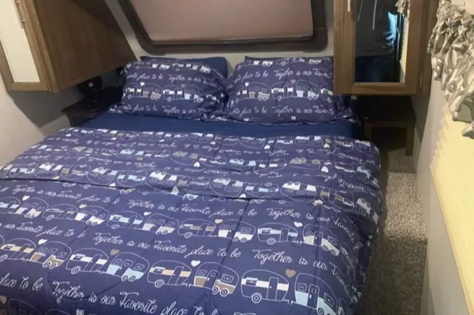 Brent's Keystone Cougar 29bhs Travel Trailer in Kenosha, Wisconsin