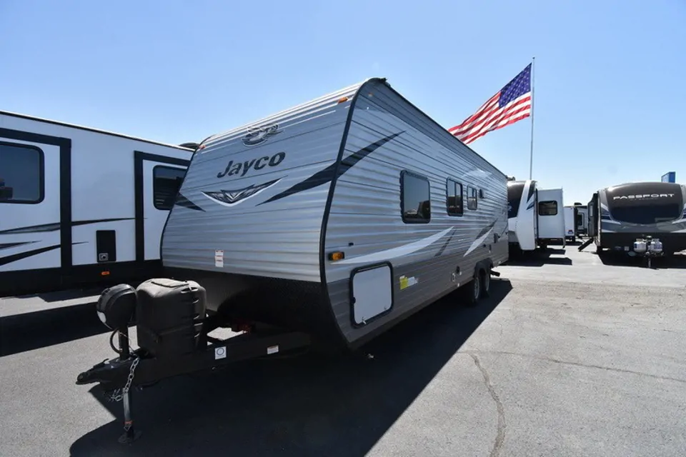 William's Jayco SLX 264BH Travel Trailer in Mauldin, South Carolina