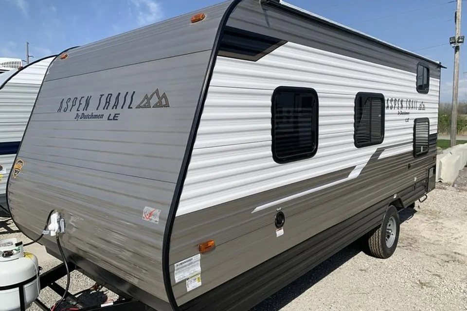 Family Adventure Aspen Trail LE 1760BH Travel Trailer in El-Cajon, California