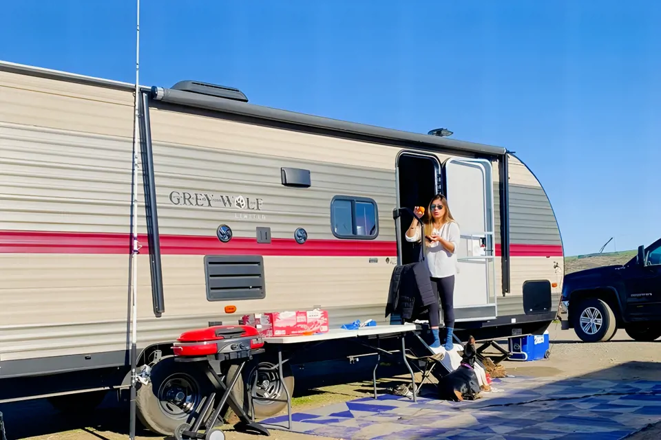 Forest River Grey Wolf 26DBH Travel Trailer in Sacramento, California