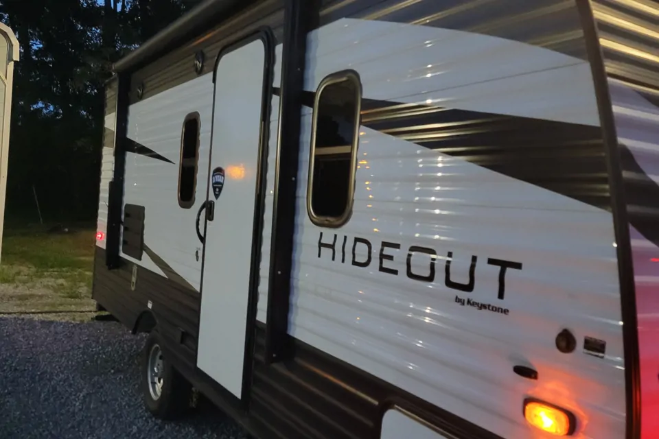 Hackett's Hide Out to Relaxation 2020 Keystone 176LHS in Clarksville, Tennessee