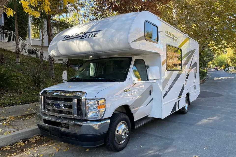 2021 Thor Motor Coach 22 HEF