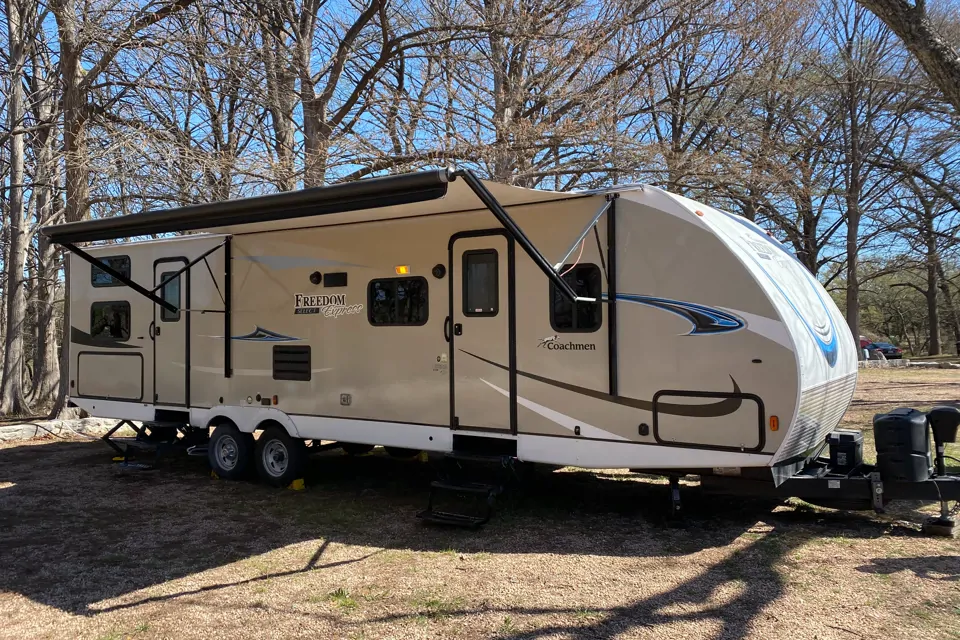 2019 Coachmen Freedom Express in Buda, Texas