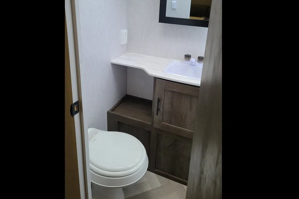 Forest River X-Lite 28VBXL Travel Trailer in Orange-Park, Florida
