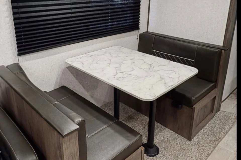 Rent my 2021 Dutchmen Coleman 285BH from 115/night RVezy