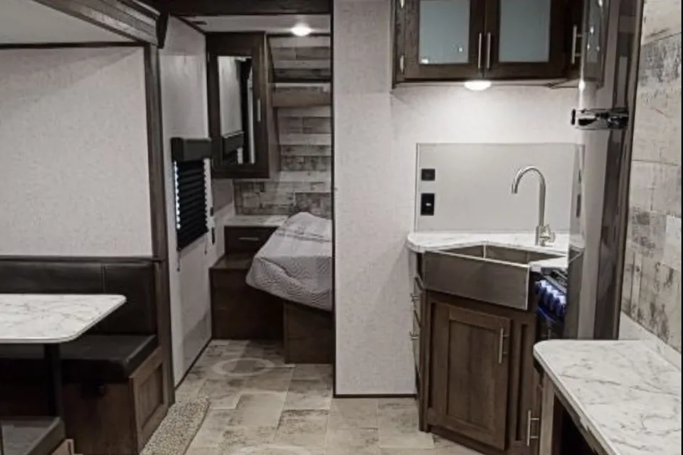 Rent my 2021 Dutchmen Coleman 285BH from 115/night RVezy