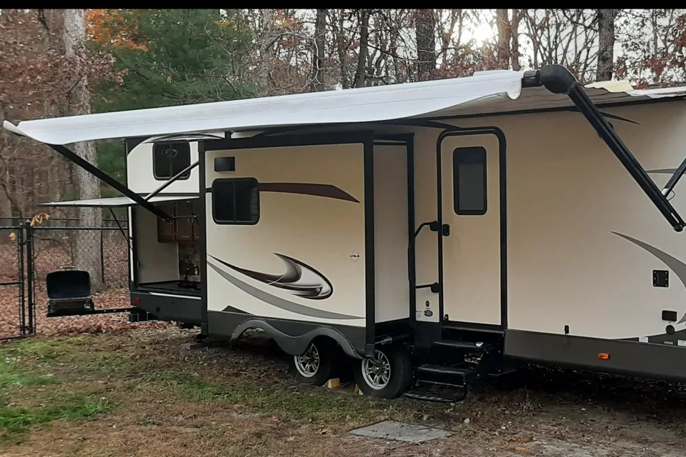 2018 Forest River Heritage Glen 300bh