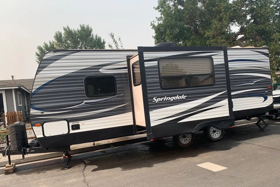 Kendall’s Keystone Springdale Travel Trailer in Reno, Nevada