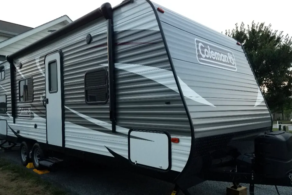 2018 Coleman 27BHS