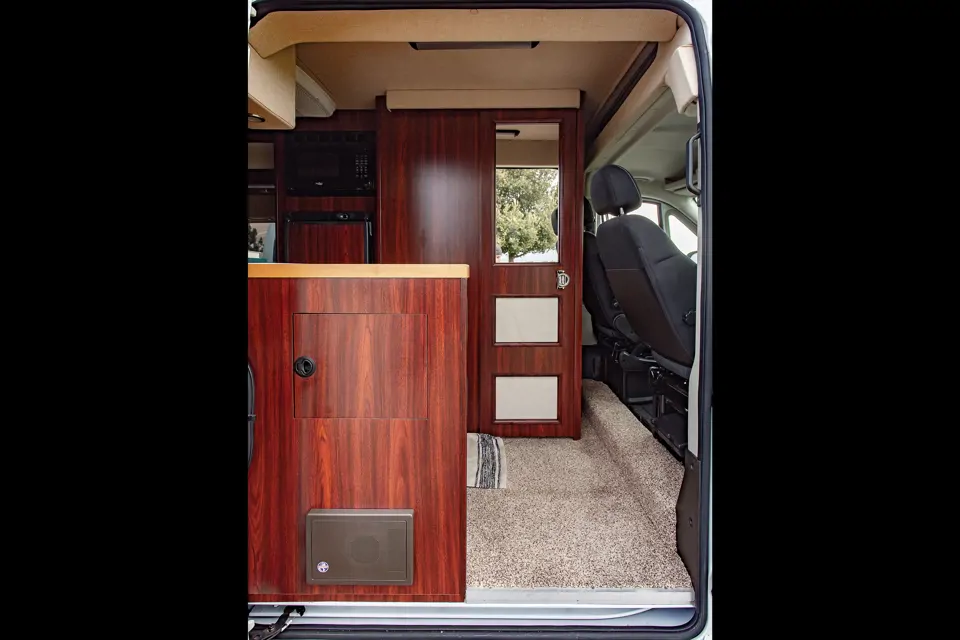 Glamping Dream Van - 40% Discount! - Indoor Bathroom - New Conversion in Los-Angeles, California