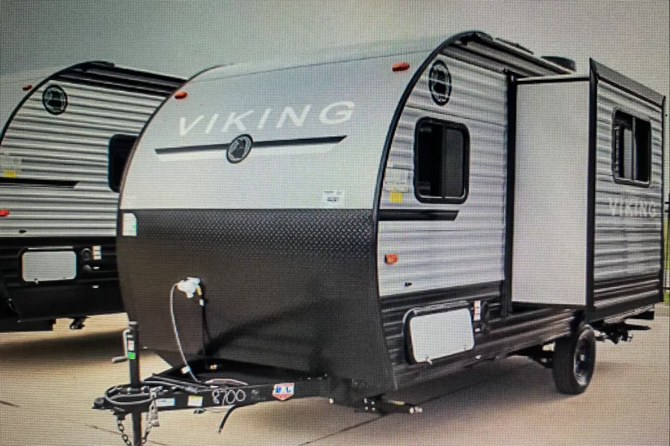 2021 Viking 17BHS 1-Slide ultra lite Vacation on Wheels in Humble, Texas