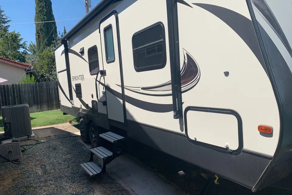George's Keystone sprinter Travel Trailer in Sacramento, California