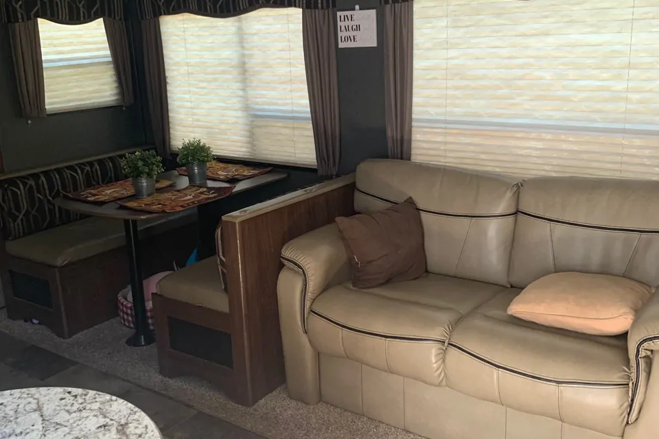 George's Keystone sprinter Travel Trailer in Sacramento, California