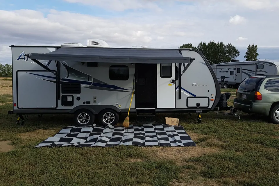 2018 Coachmen Apex 215 RBK 25