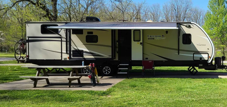 2016 Coachmen Freedom Express