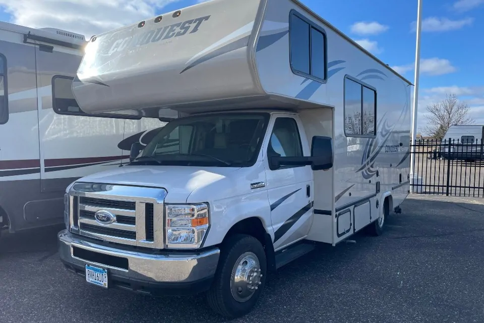 Shane's Gulfstream Conquest  Class C in Saint-Augusta, Minnesota