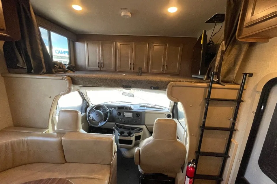 Shane's Gulfstream Conquest Class C in Saint-Augusta, Minnesota