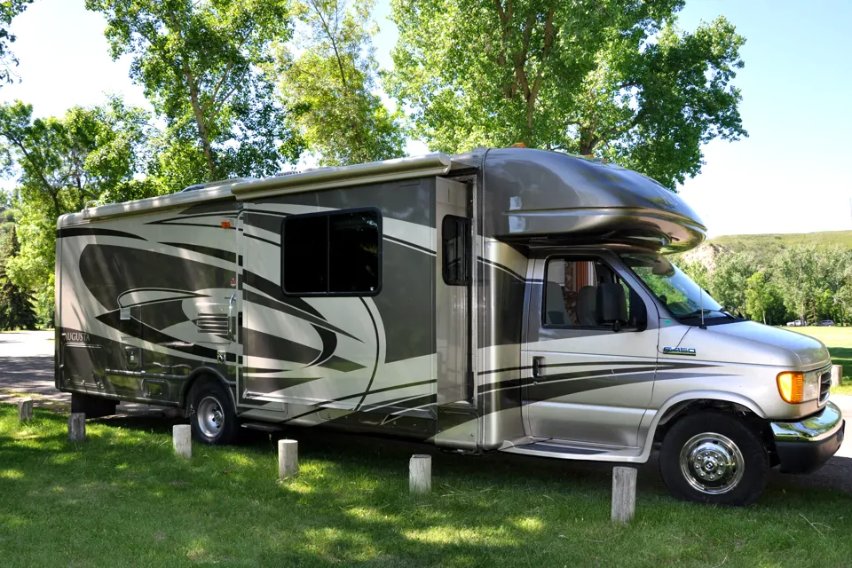 2007 Holiday rambler V10