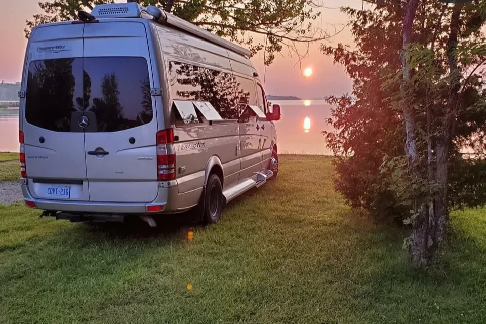 2018 Pleasureway Plateau TS