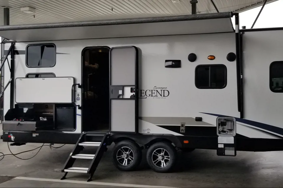 2020 Forest River Surveyor Legend 