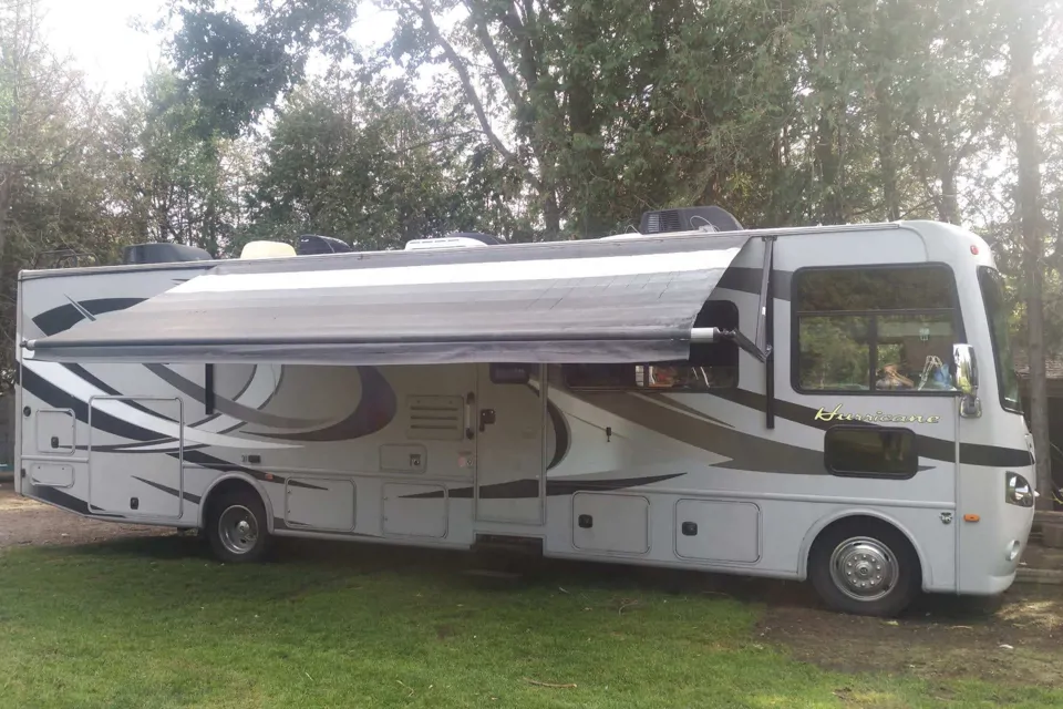 2014 Thor Motor Coach Hurricane