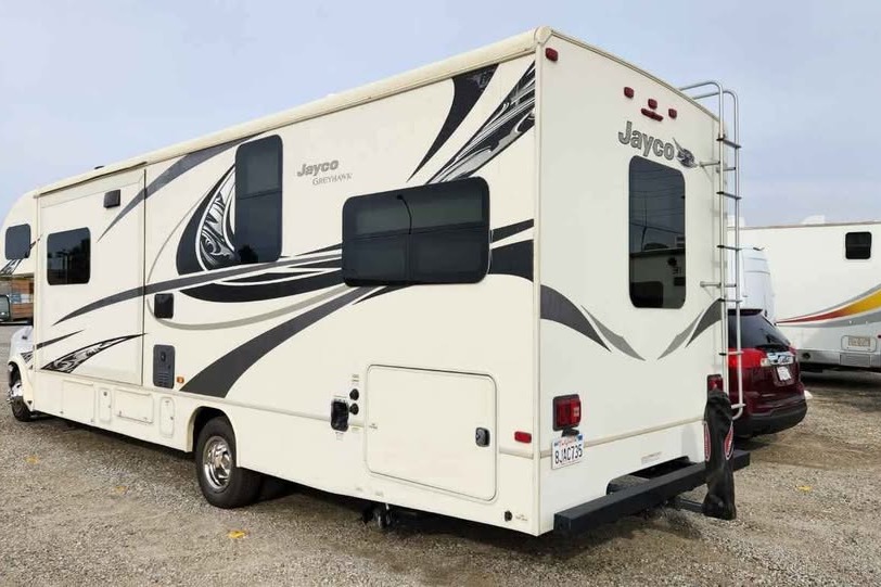Reddington- Jayco Grey Hawk 31FS Class C