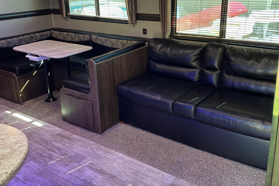Viola's Crossroads Zinger Travel Trailer