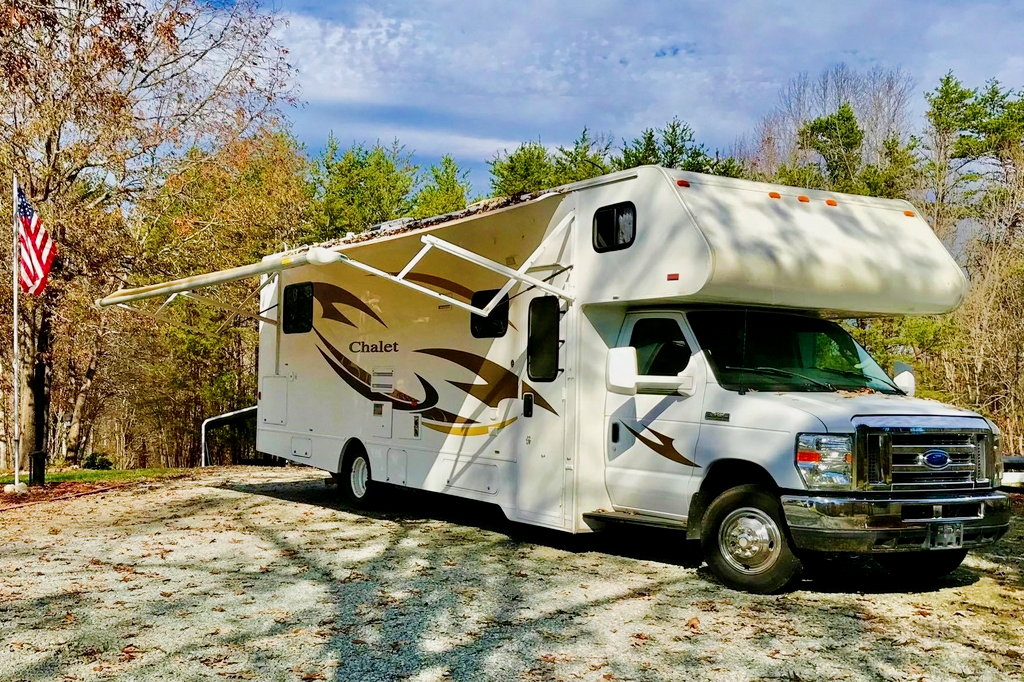 Forrest's Winnebago Chalet Class C
