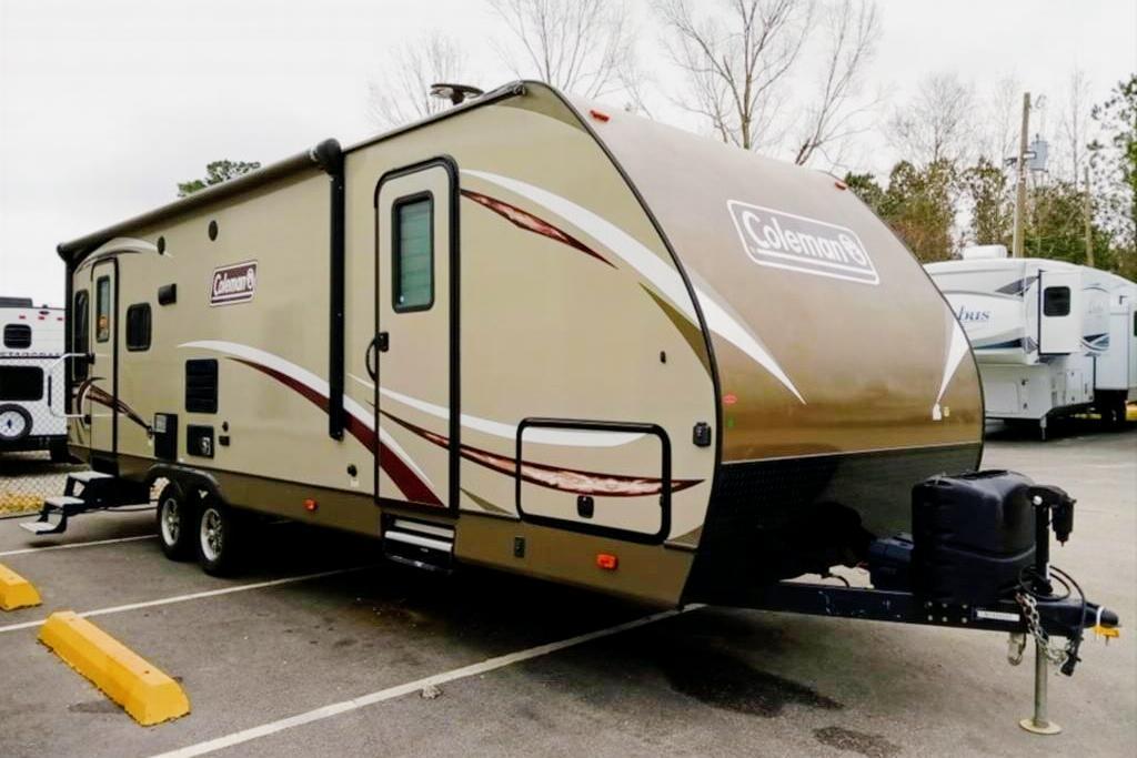 Beautiful Dutchmen Coleman Camper - Adventure Awaits