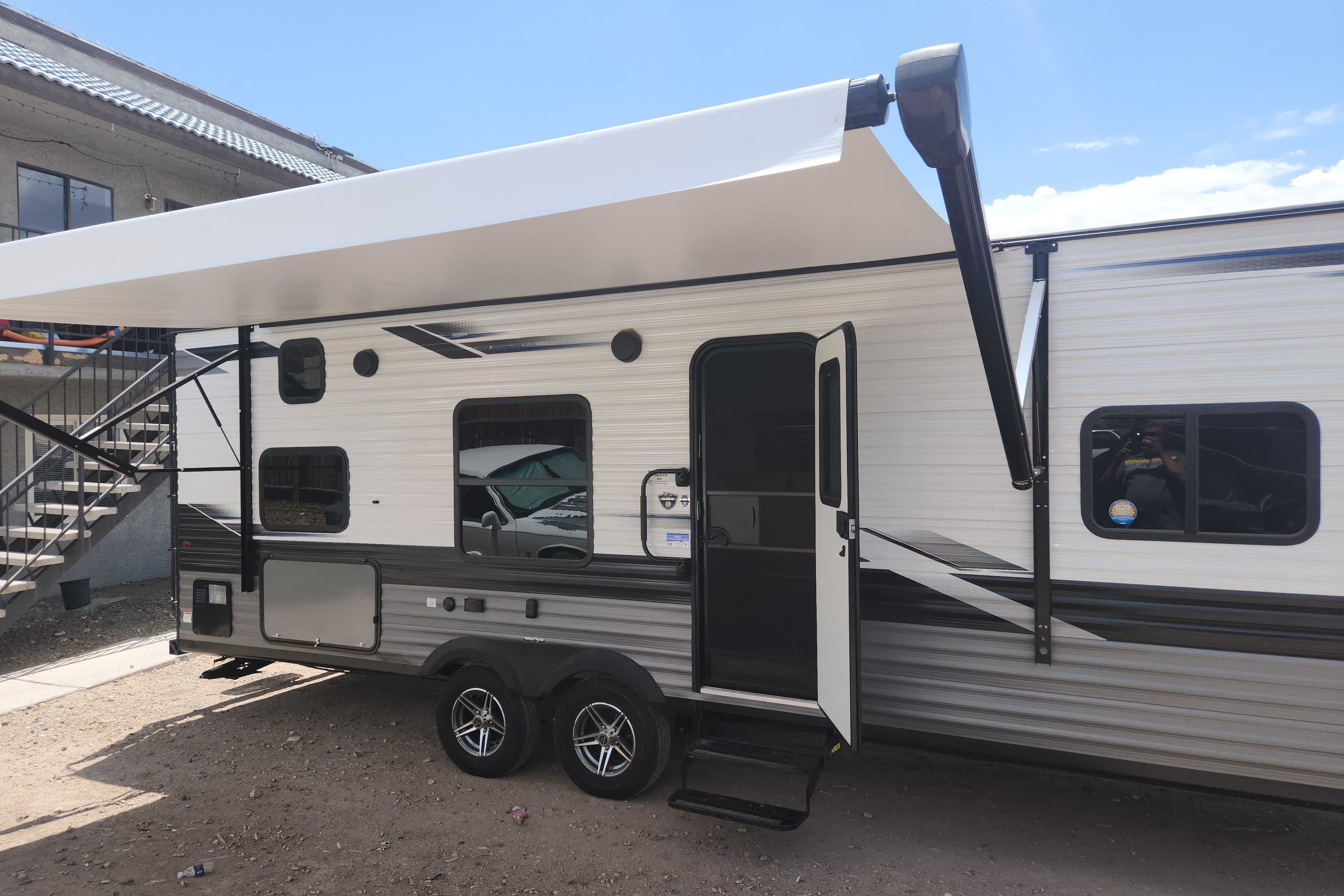 ramon's Jayco J flight RME 264BH Travel Trailer