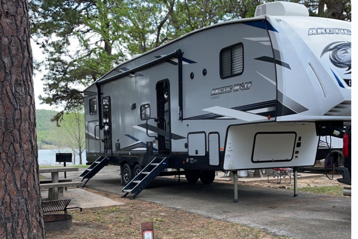 Robby's Forest River 321Bh Fifth Wheel