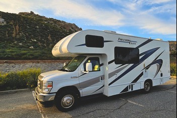 25ft. Class C — easy & fun to drive, a unique road trip experience! 