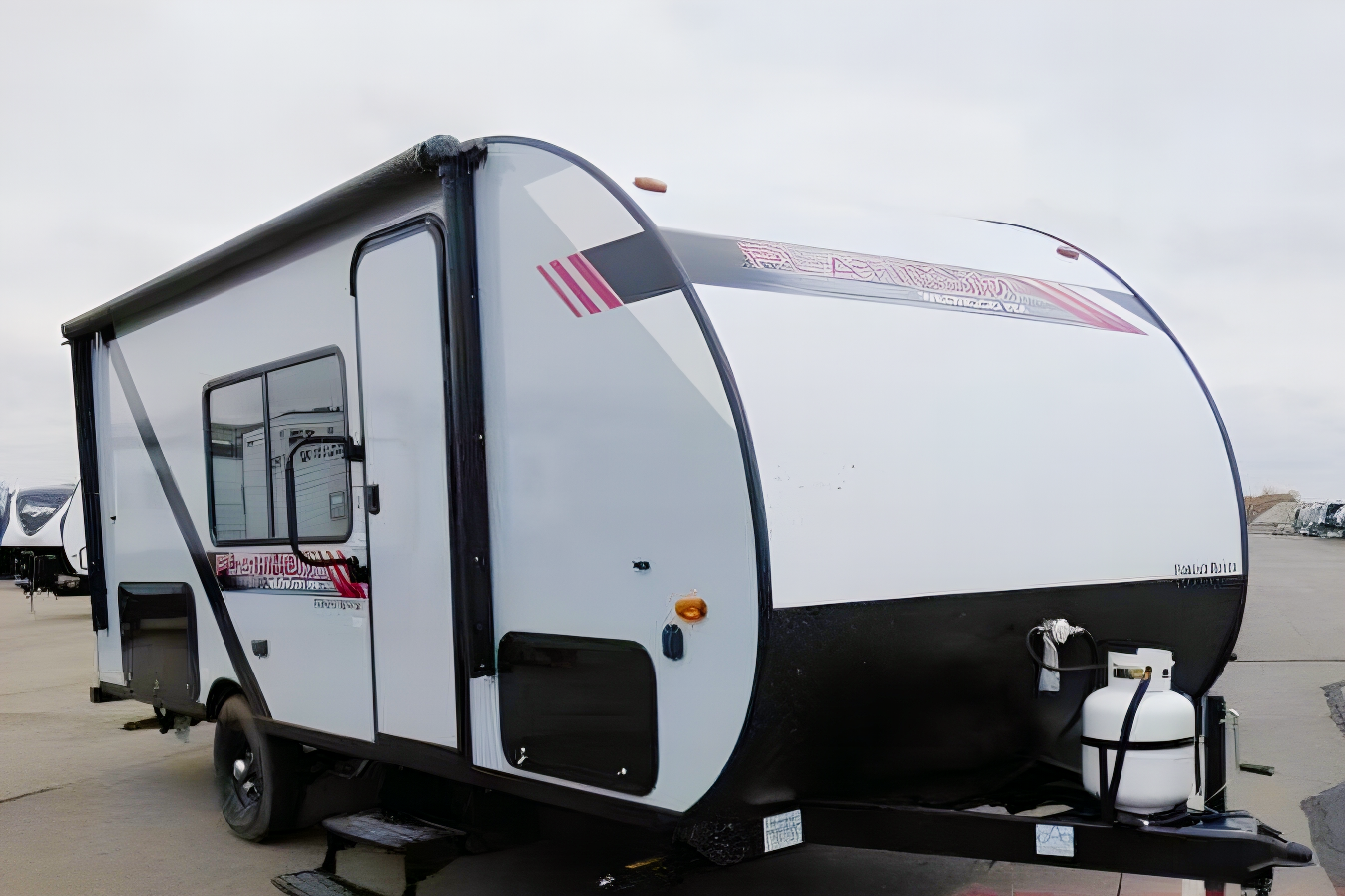 Adventure Onward's Wildwood FSX Travel Trailer
